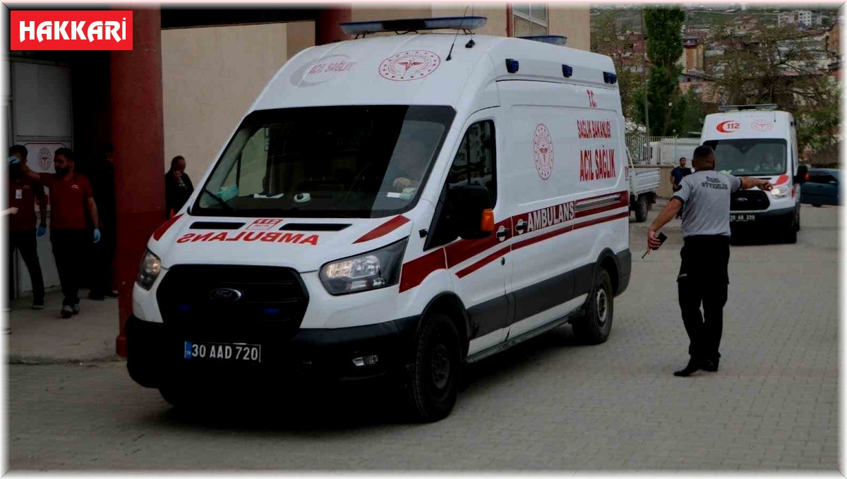 Hakkari'de belirsiz cismin patlaması sonucu bir kişi yaralandı