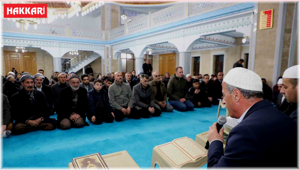 Hakkari'de Berat Kandili dualarla idrak edildi