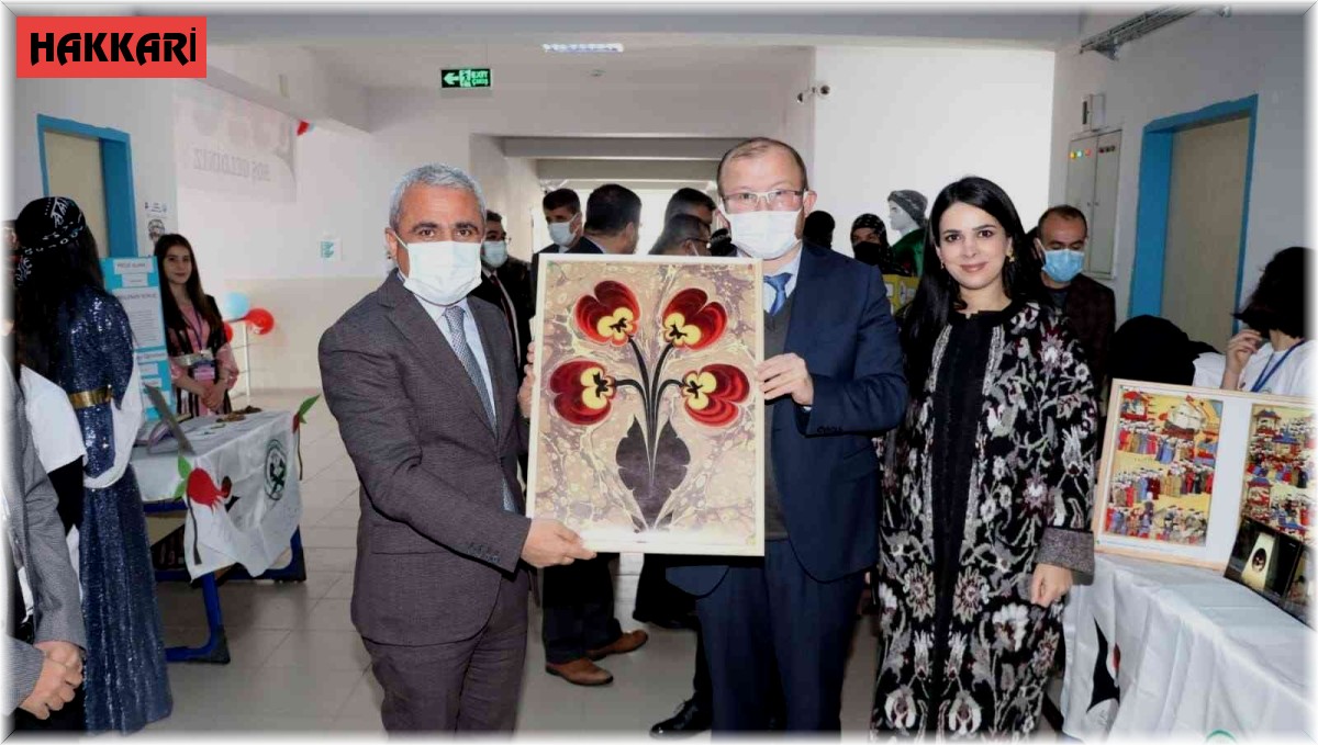 Hakkari'de bilim fuarı heyecanı