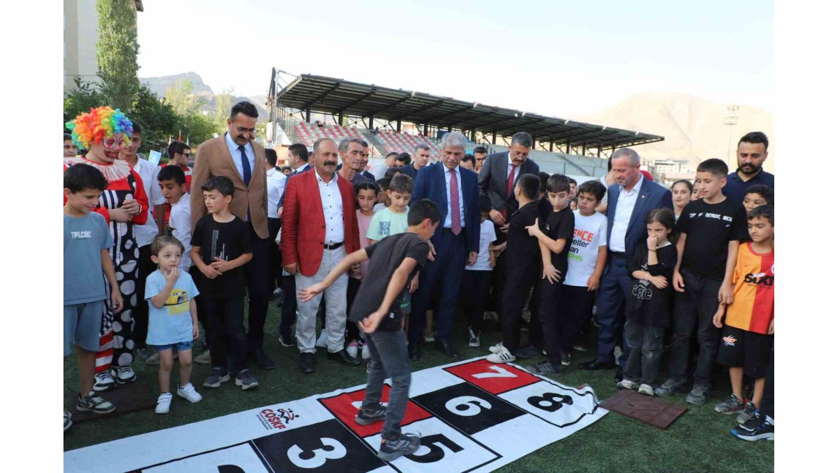 Hakkari'de Bir Anadolu Şenliği başladı