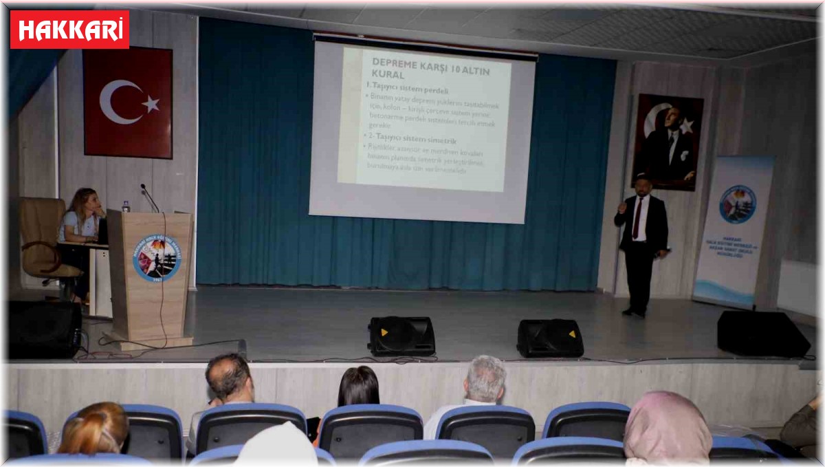 Hakkari'de "Depremle yaşamayı öğreniyorum" konferansı