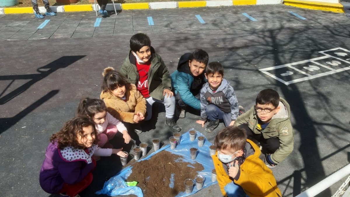 Hakkari'de "Doğa Dostu Nesiller" projesi