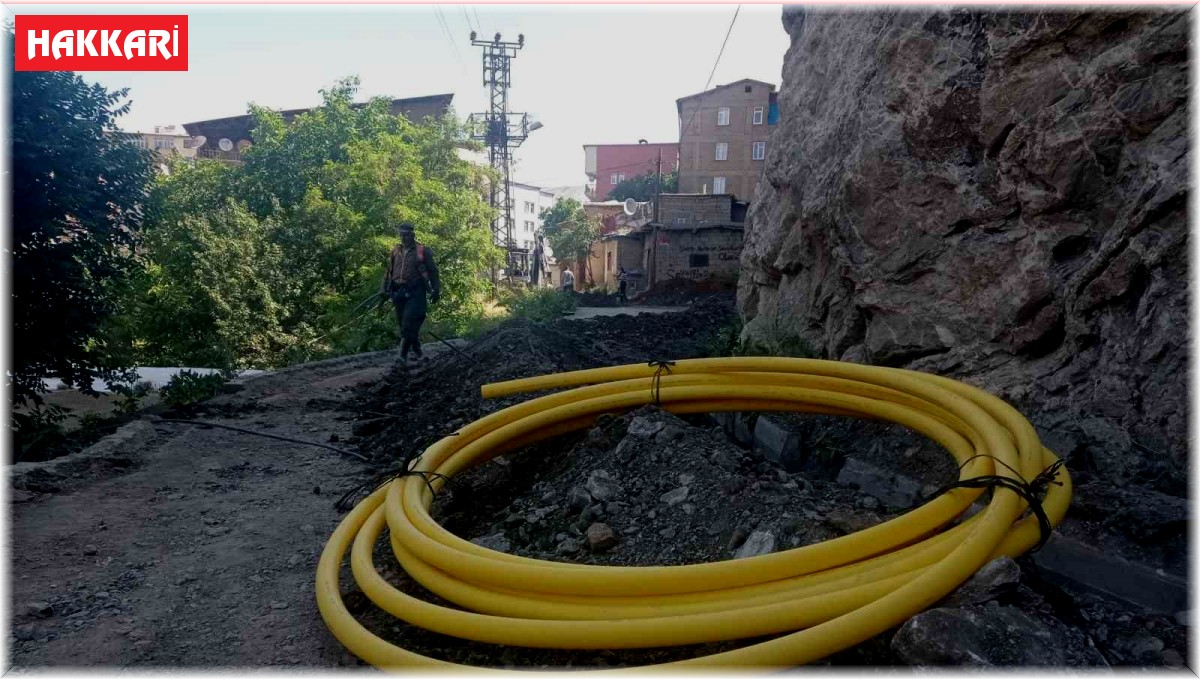 Hakkari'de doğalgaz çalışması devam ediyor