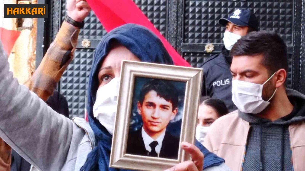 Hakkari'de evlat nöbeti 21. haftasında