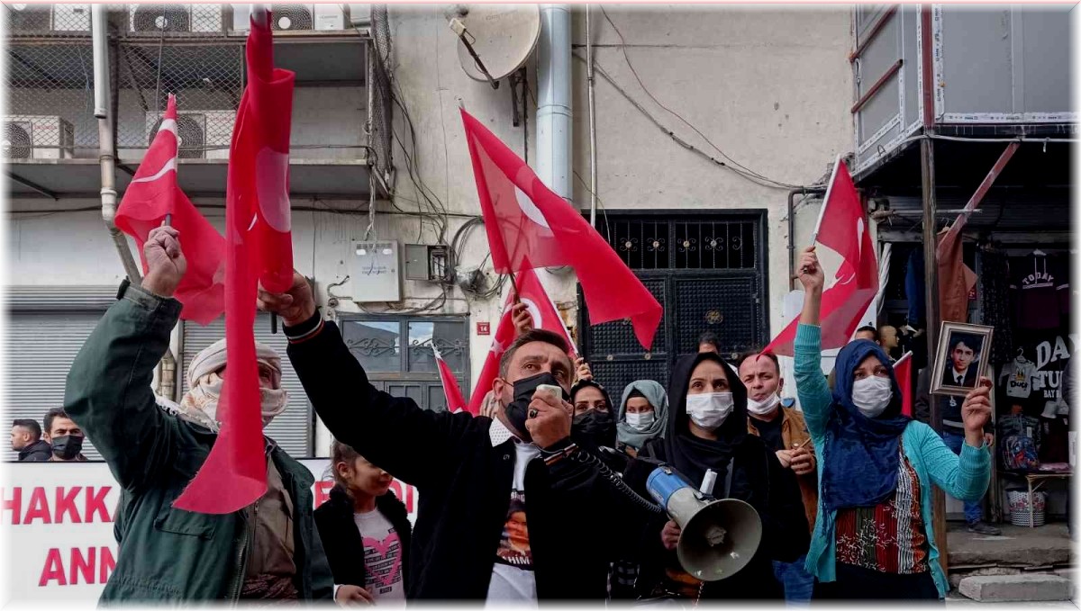 Hakkari'de evlat nöbeti