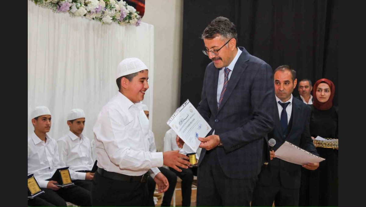 Hakkari'de hafızlıkta bir ilk