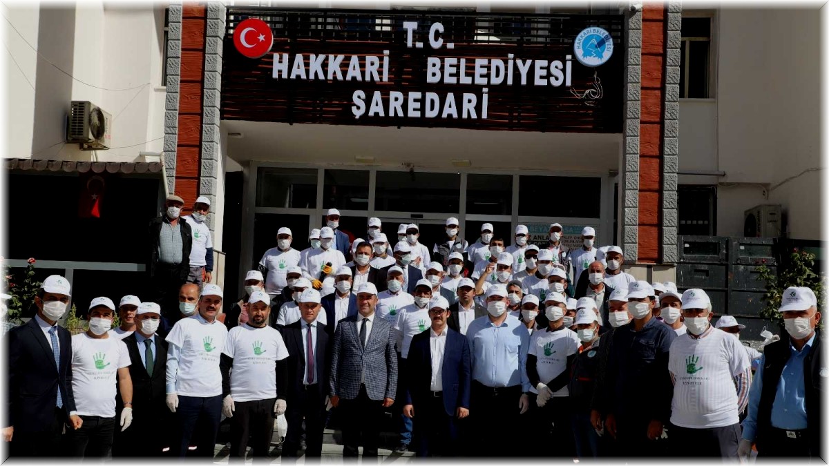 Hakkari'de "Hayat Var" sloganıyla temizlik kampanyası
