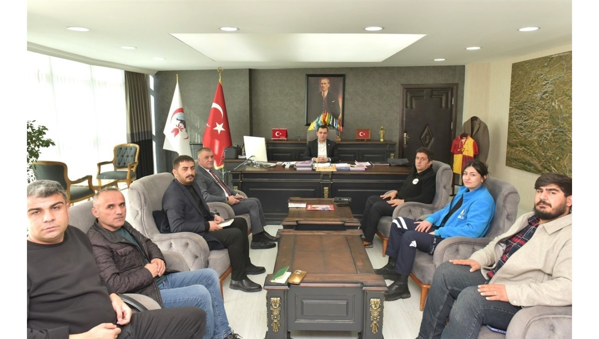 Hakkari'de kar tedbirleri görüşüldü