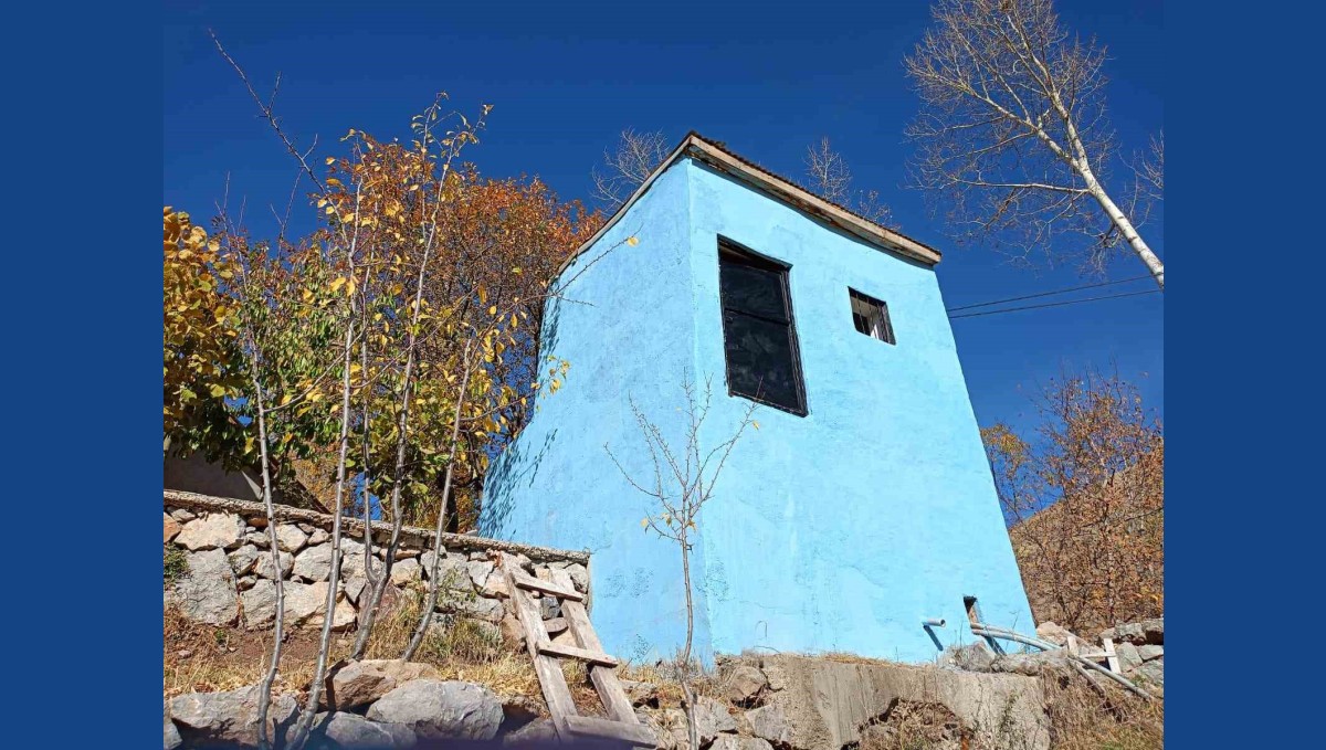 Hakkari'de köylerin içme suyu depoları yenileniyor