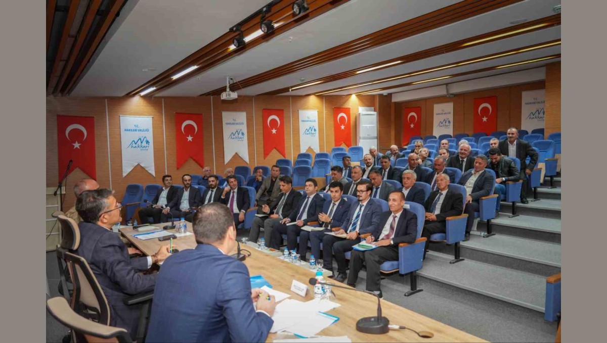 Hakkâri'de köylerin sorunları masaya yatırıldı