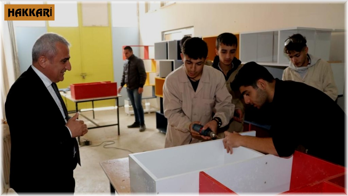 Hakkari'de "Kütüphanesiz Okul Kalmasın" projesi