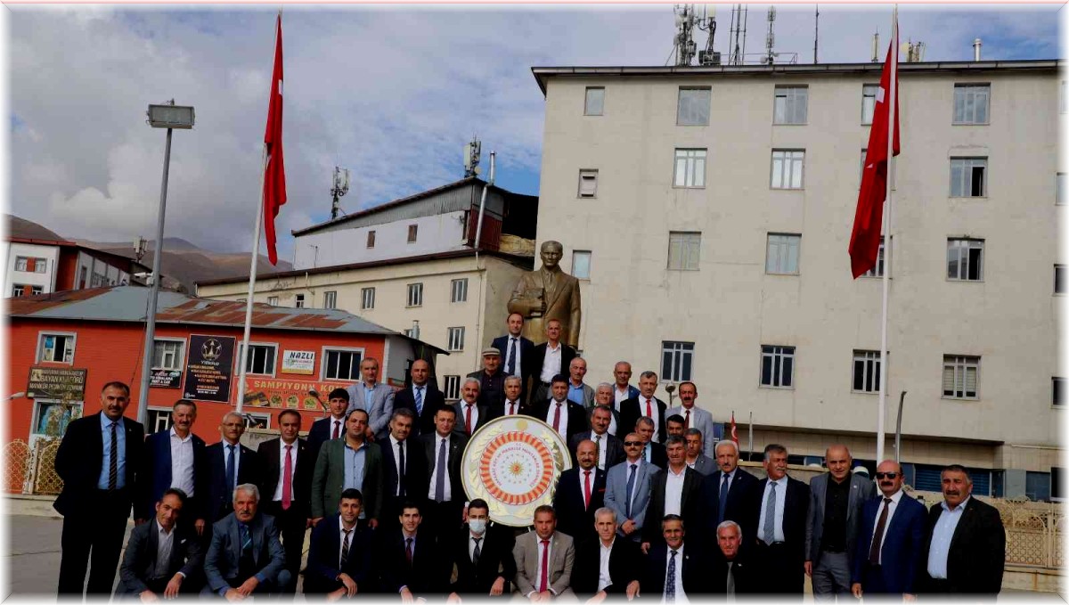 Hakkari'de Muhtarlar Günü kutlandı