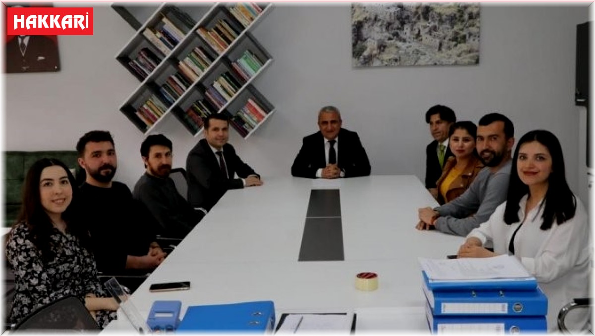 Hakkari'de öğretmenler odaları yenileniyor