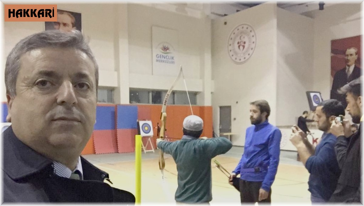 Hakkari'de okçuluk turnuvası