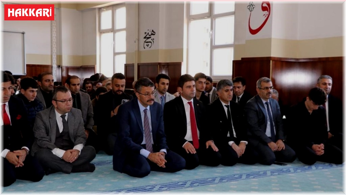 Hakkari'de Pençe-Kilit şehitleri için mevlit programı düzenlendi