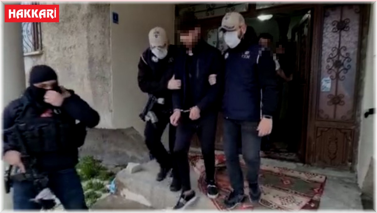 Hakkari'de polisle çatışan eylemcilere dev operasyon: 15 gözaltı