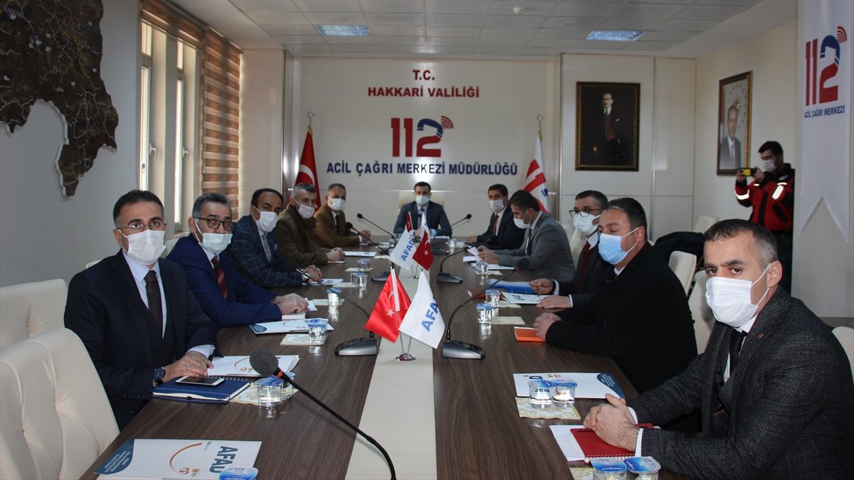 Hakkari'de "Risk Azaltma Planı" bilgilendirme toplantısı yapıldı