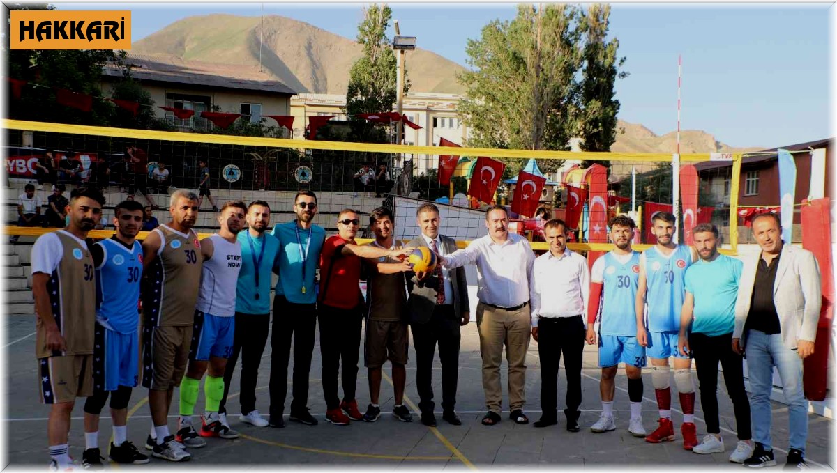 Hakkari'de 'Sokak Voleybol Turnuvası' başladı