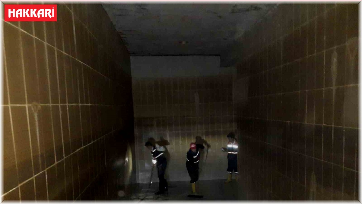 Hakkari'de su depoları yıkandı