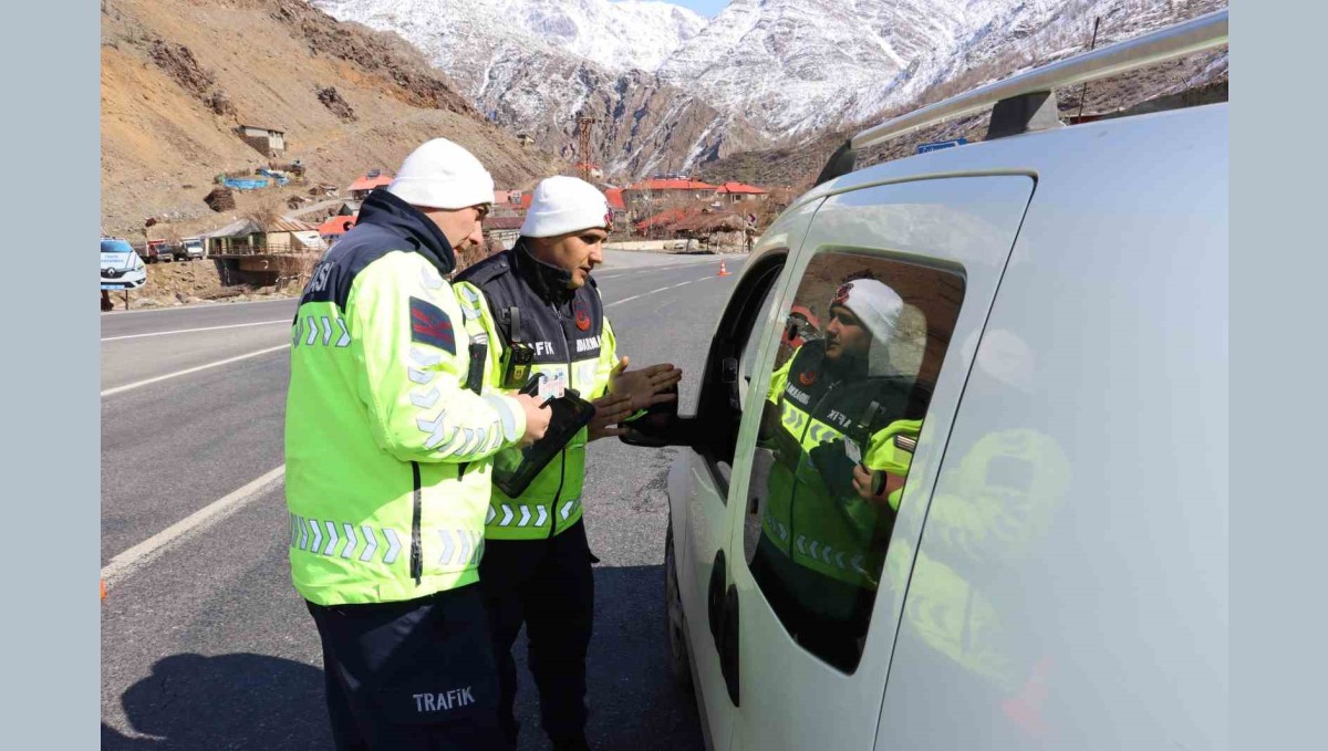 Hakkari'de trafik denetimi