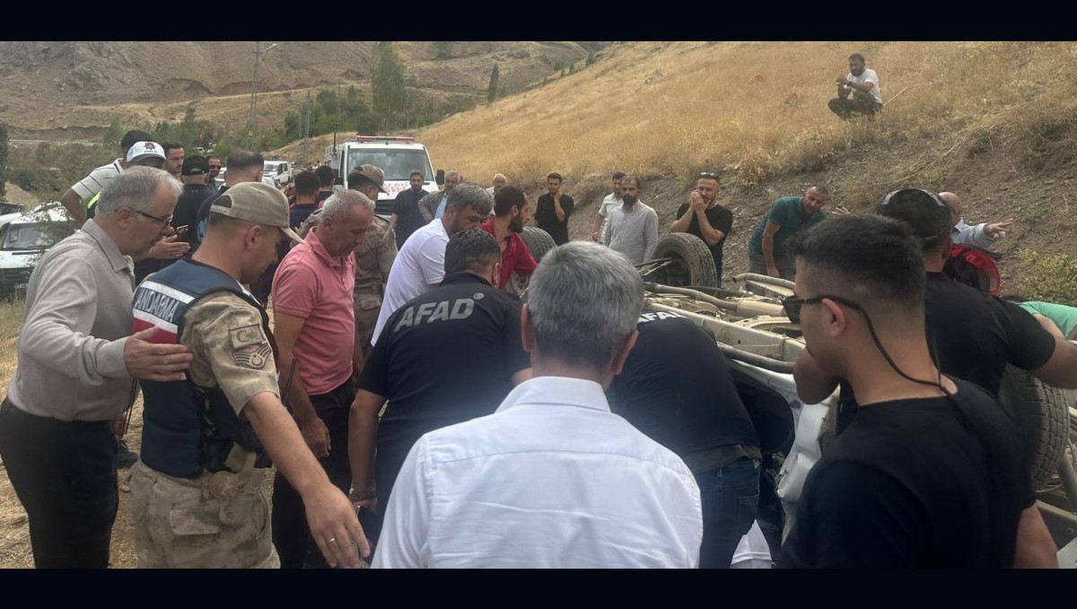 Hakkari'de trafik kazası: 2 ölü