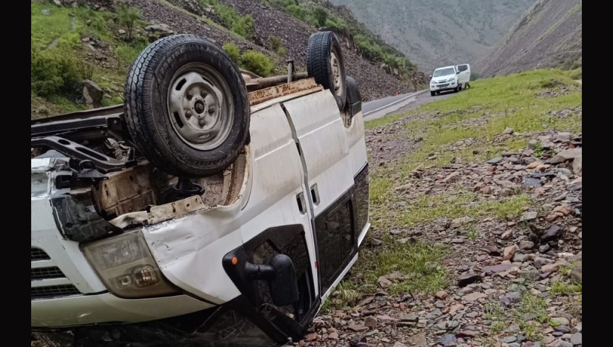 Hakkari'de trafik kazası: 8 yaralı