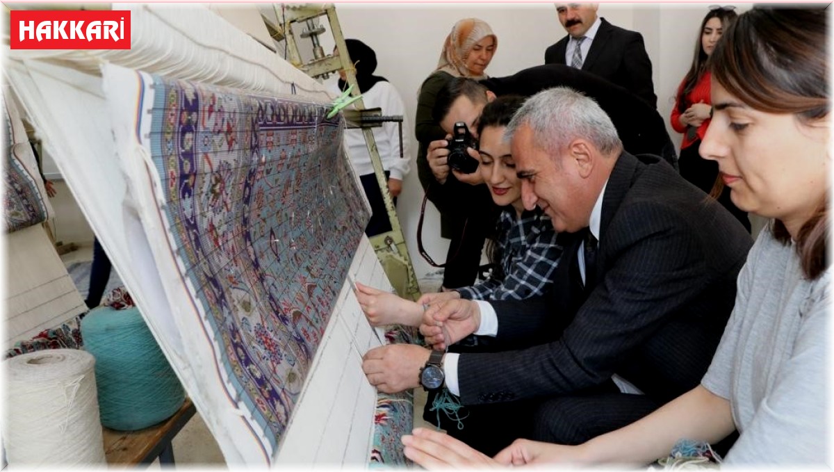 Hakkari'de üretilen halılar, Amerika'ya ihraç ediliyor