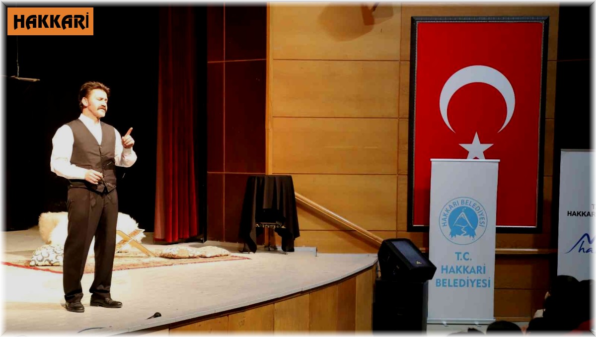 Hakkari'de 'Ya İstiklal Ya İzmihlal' oyunu sahnelendi