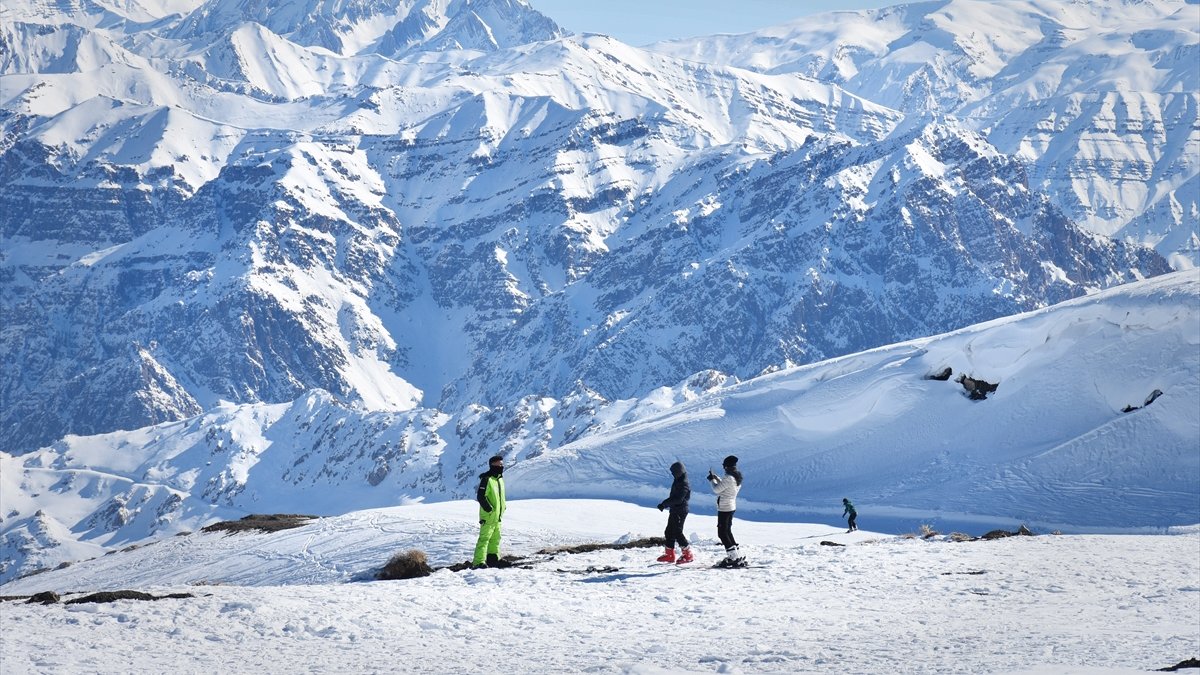 Hakkari'deki kayak merkezi yatırımlarla bölgenin gözdesi haline geldi
