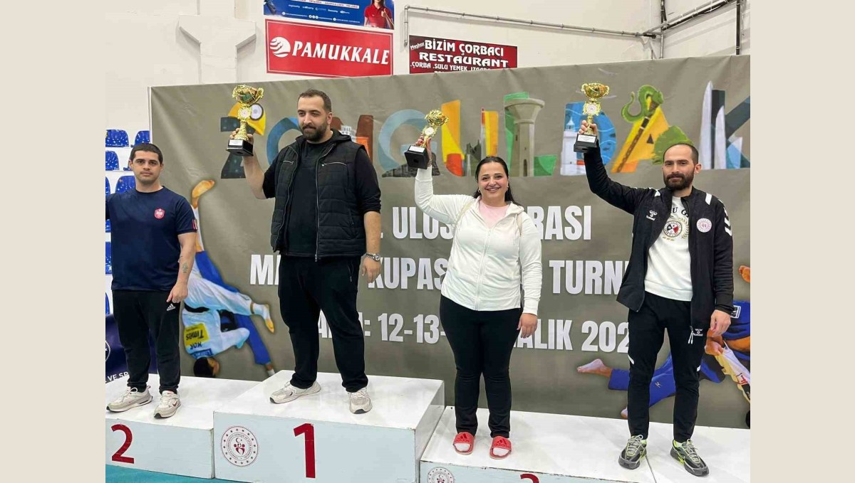 Hakkari Kadın Judo Takımı Türkiye üçüncüsü oldu