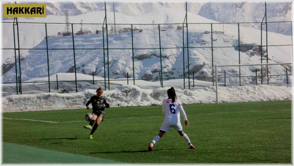 Hakkari Kadıngücü Takımı evinde berabere kaldı