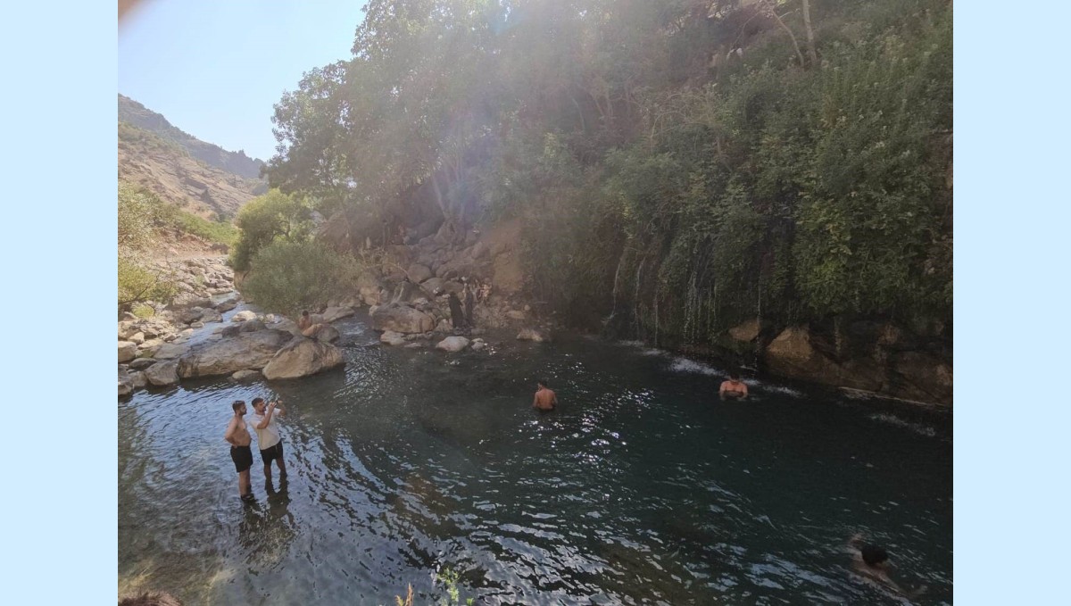 Hakkari Kaval Şelalesi'ne yoğun ilgi