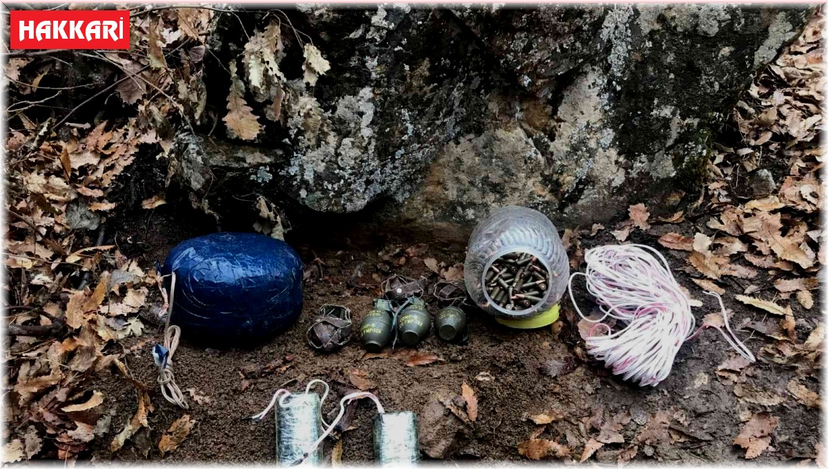 Hakkari kırsalında EYP ve el bombaları ele geçirildi