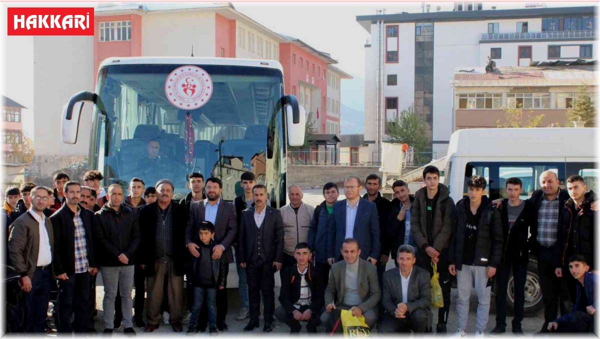 Hakkari Müftülüğünden gençler için Diyarbakır gezisi