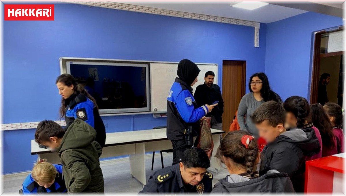 Hakkari polisinden takdir toplayan hareket