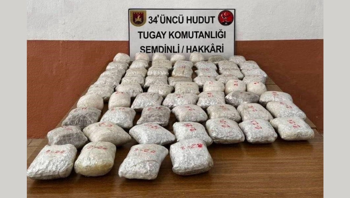 Hakkari sınırında 32 kilo uyuşturucu ele geçirildi