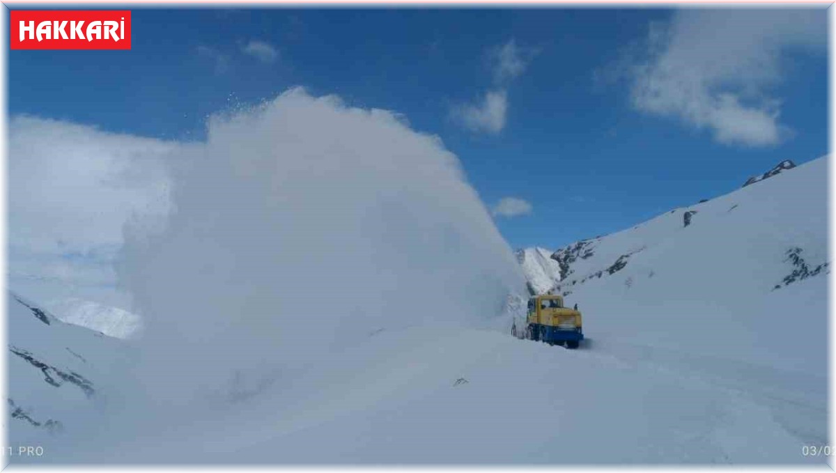 Hakkari-Şırnak karayolu ulaşıma açıldı