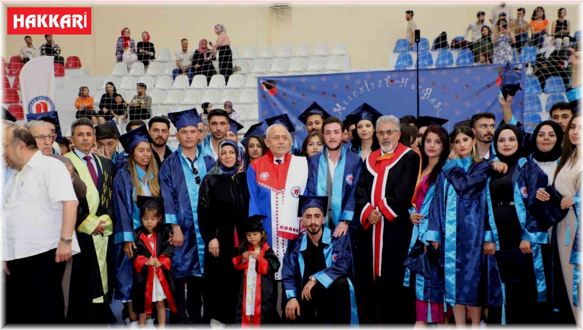 Hakkari Üniversitesinde mezuniyet töreni