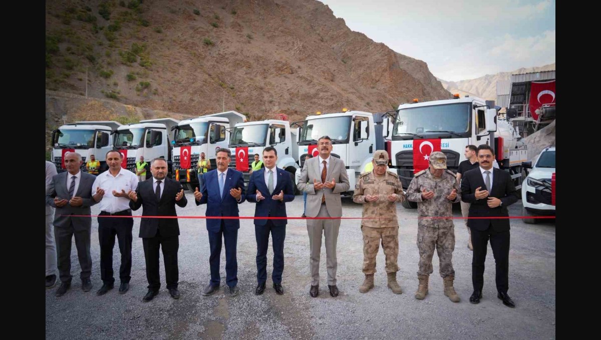 Hakkâri'ye 93 milyonluk araç takviyesi