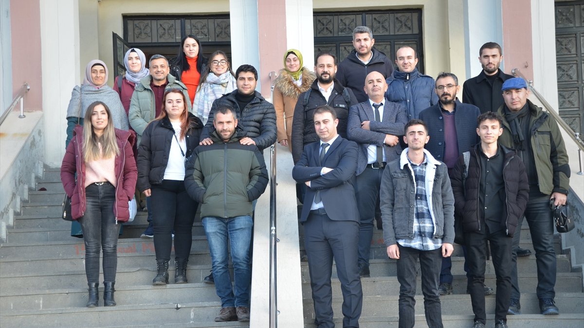 Hakkarili öğrenciler 7 ay emek verdikleri bilgi yarışmasında Türkiye ikincisi oldu