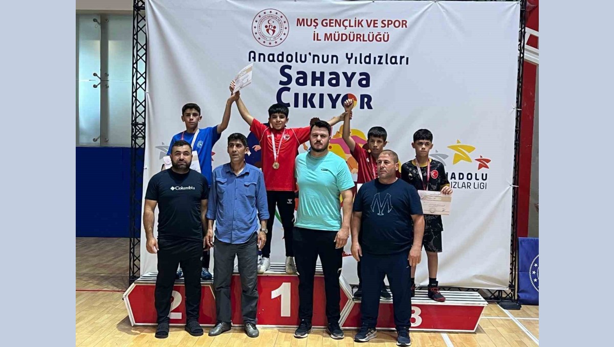 Hakkarili sporculardan büyük başarı