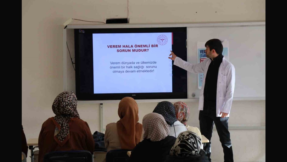 Halk Eğitim Merkezi kursiyerlerine verem eğitimi