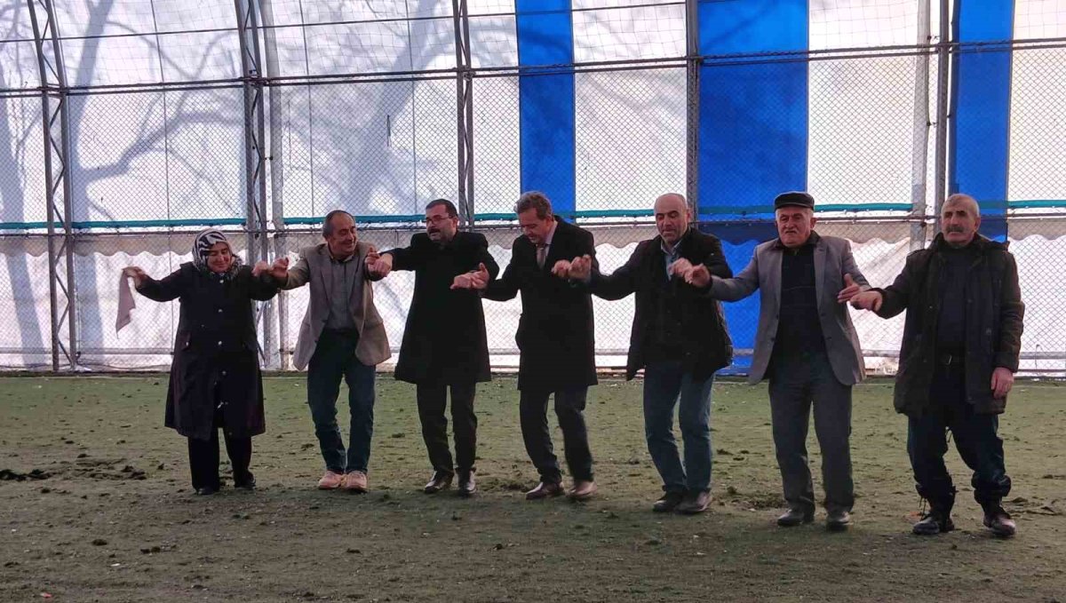 Halk oyunlarını kayıt altına aldılar