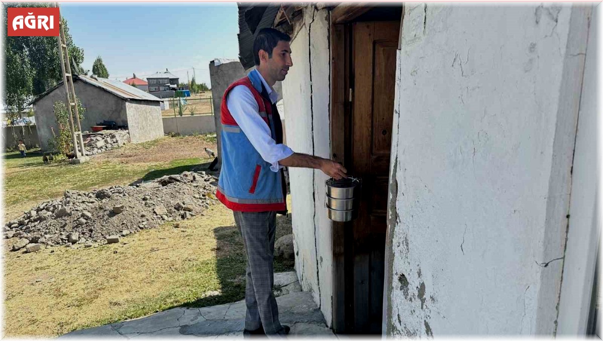 Hamur'da ihtiyaç sahiplerine sıcak yemek projesi