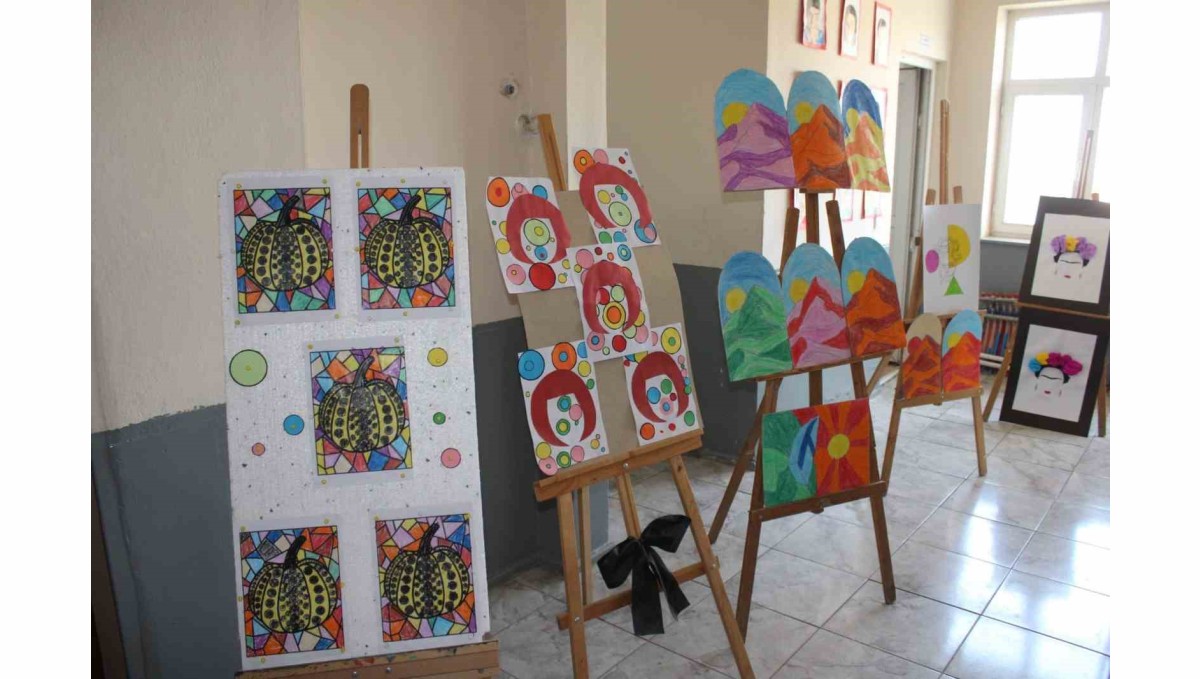 Hamur'da Köy Okulunda sanat rüzgârı esti