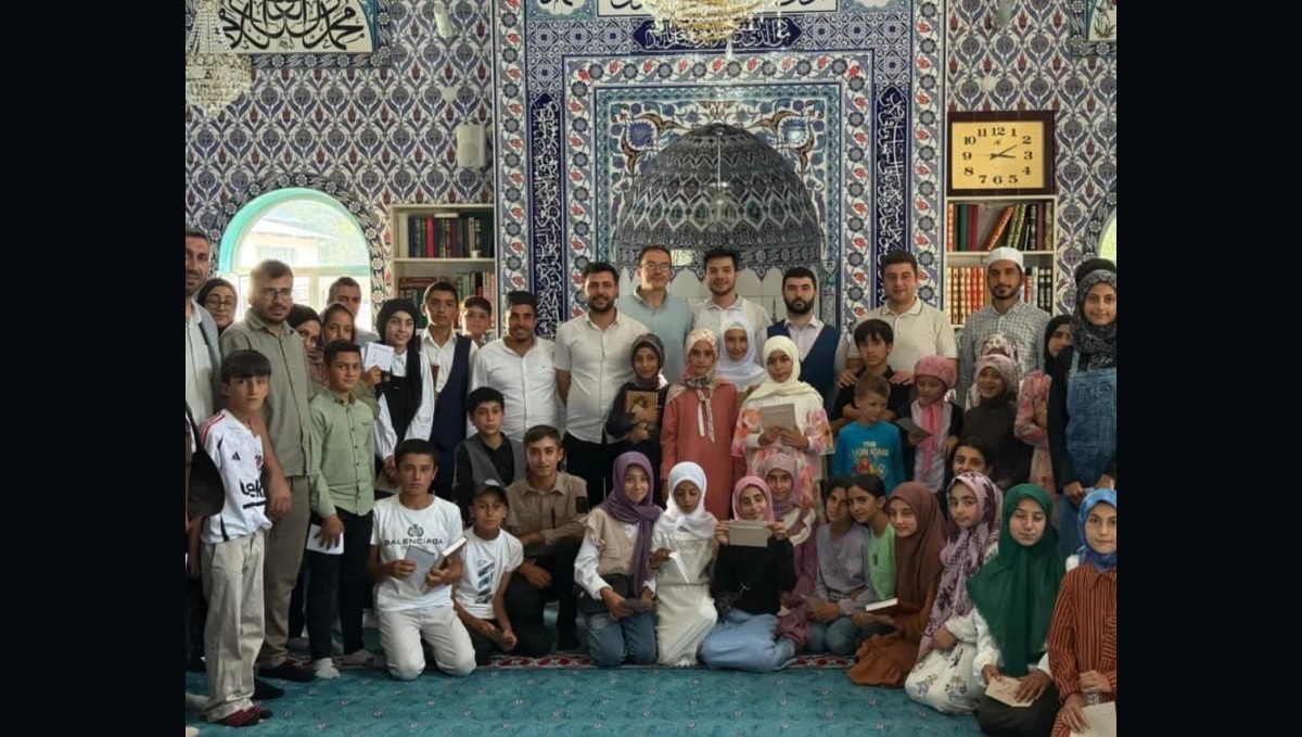 Hamur'da yaz Kur'an kursu öğrencileri yarışmada buluştu