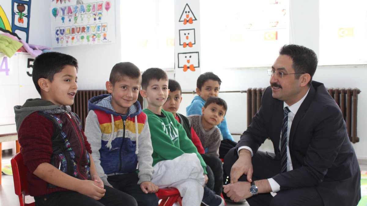 Hamur Kaymakamı Ali Yıldırım'dan Eğitim Kurumlarına Ziyaret