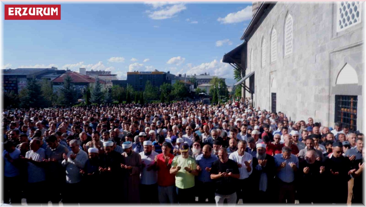 Haniye için Erzurum'da gıyabi cenaze namazı kılındı