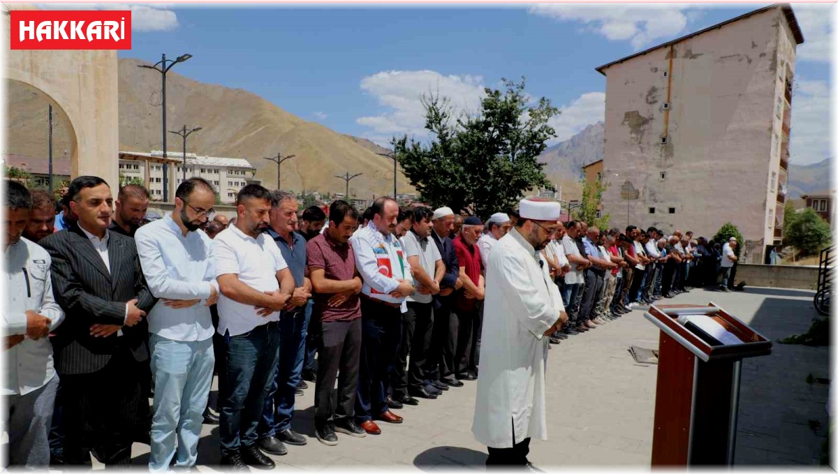 Haniye için Hakkari'de gıyabi cenaze namazı kılındı