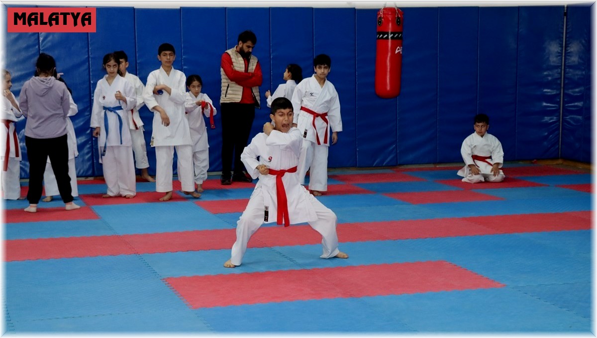 Hareketleri Türkiye Şampiyonasına katılmak için yaptılar